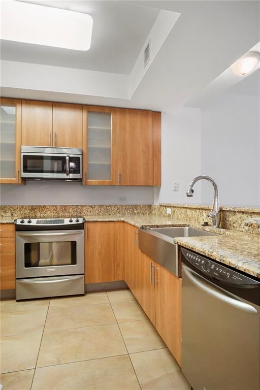 WILTON STATION - Residential