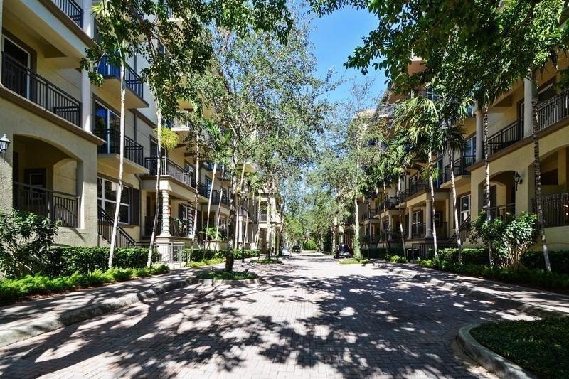 WILTON STATION - Residential