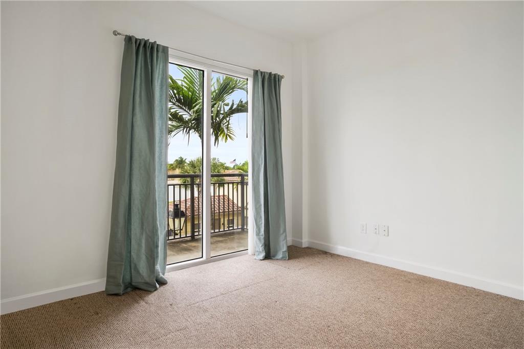 WILTON STATION - Residential