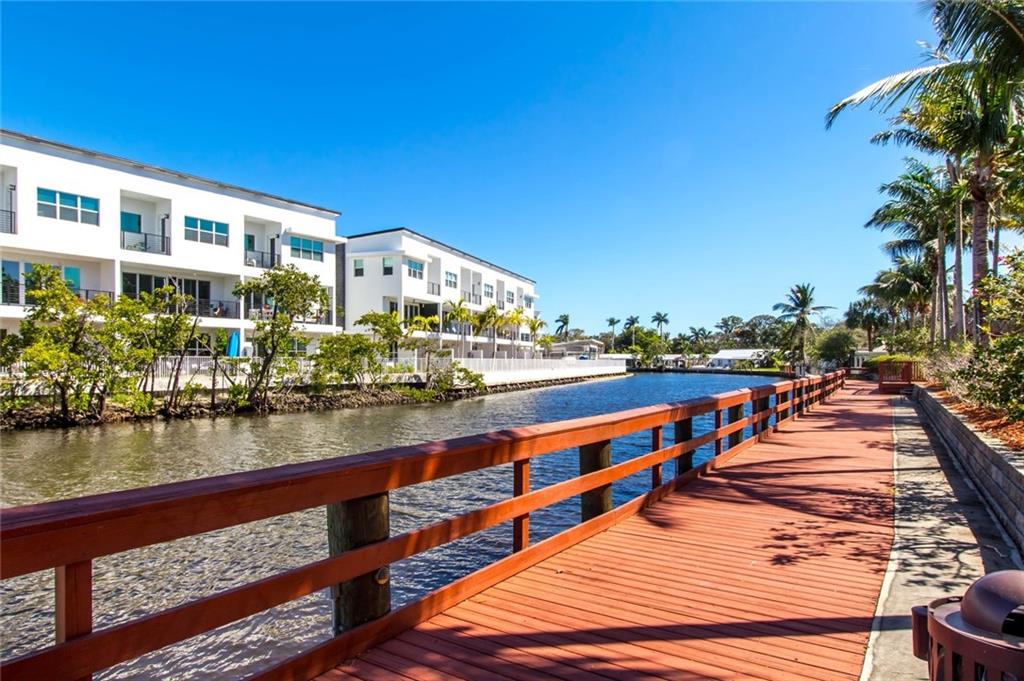 WILTON STATION - Residential