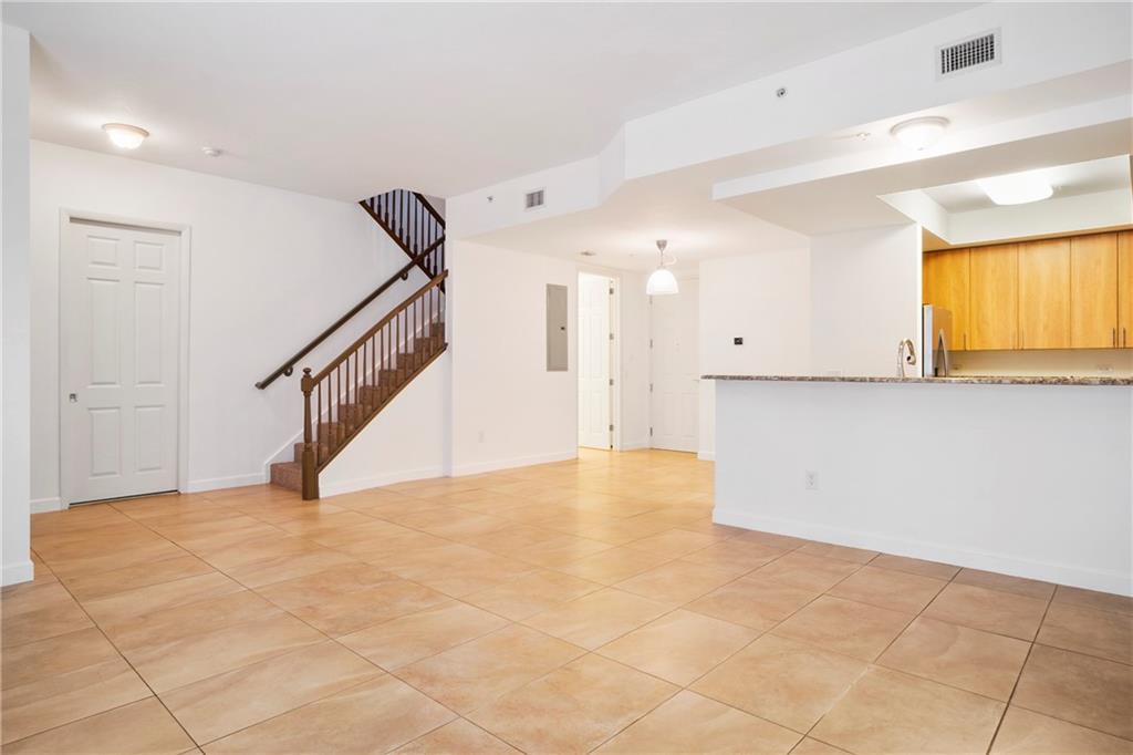 WILTON STATION - Residential