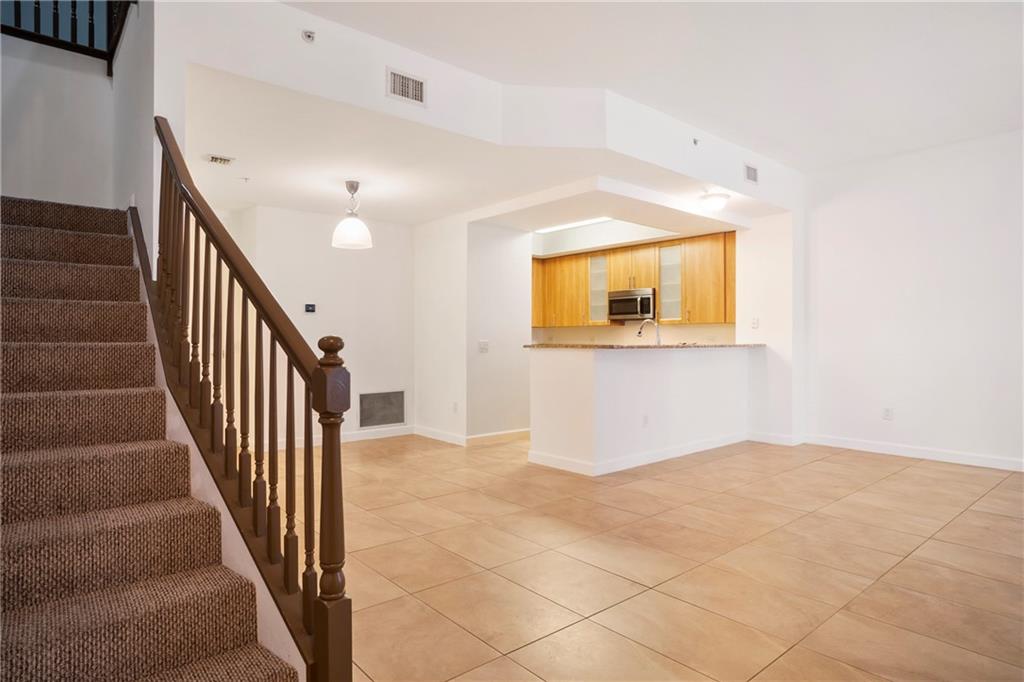 WILTON STATION - Residential