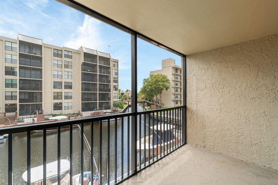 BOCA BAYOU CONDO - Residential Lease