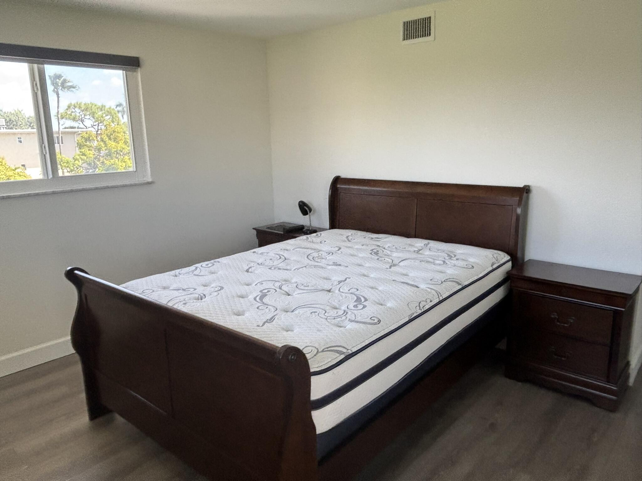 LAKE CLARKE GARDENS CONDO 8 - Residential Lease