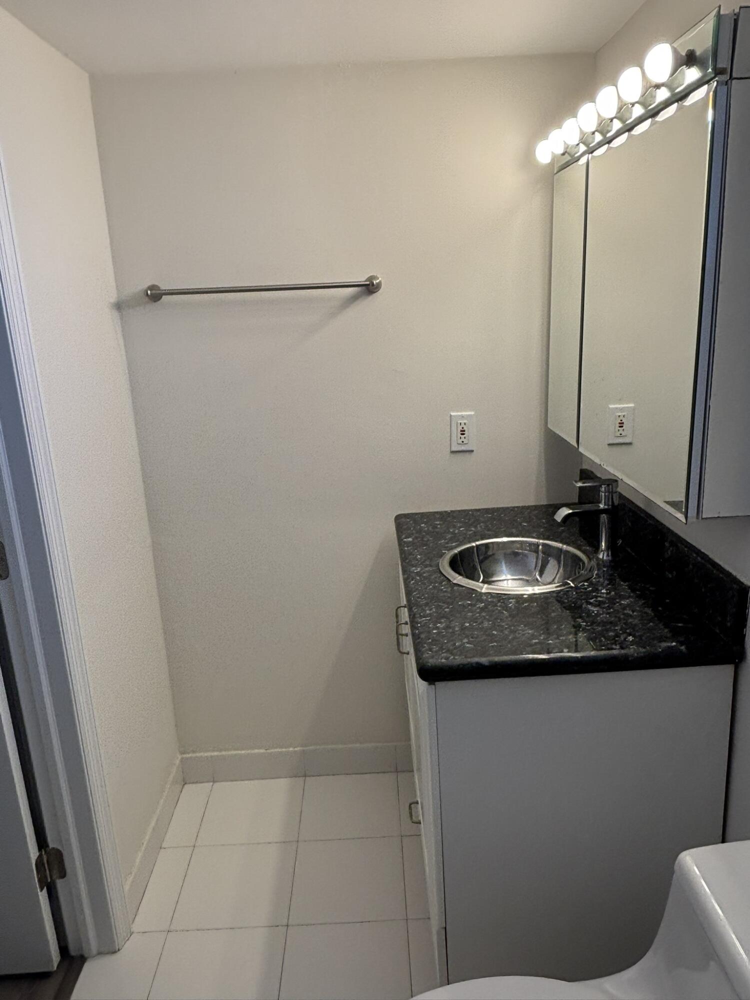 LAKE CLARKE GARDENS CONDO 8 - Residential Lease