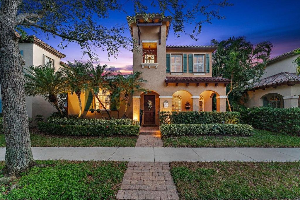 Photo of 120 Santiago Drive, Jupiter, FL 33458 (MLS # R10950671)