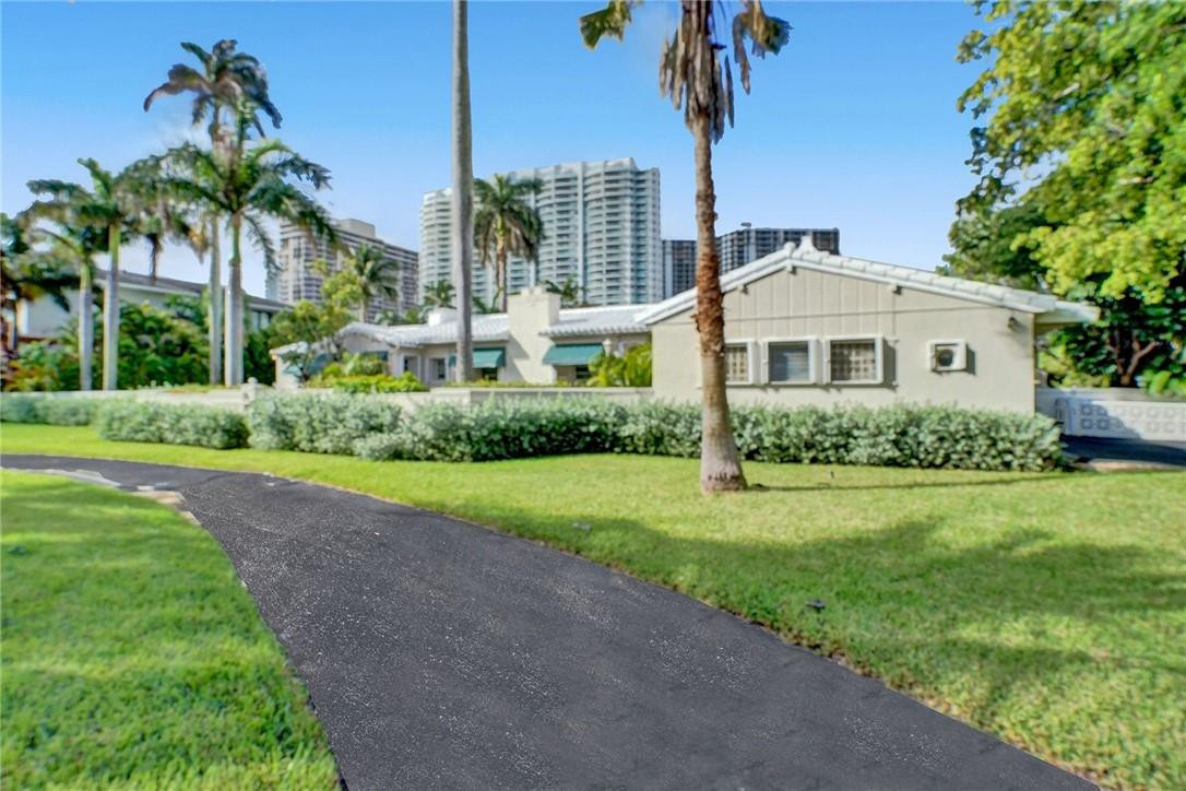 GOLDEN BEACH SEC E - Residential