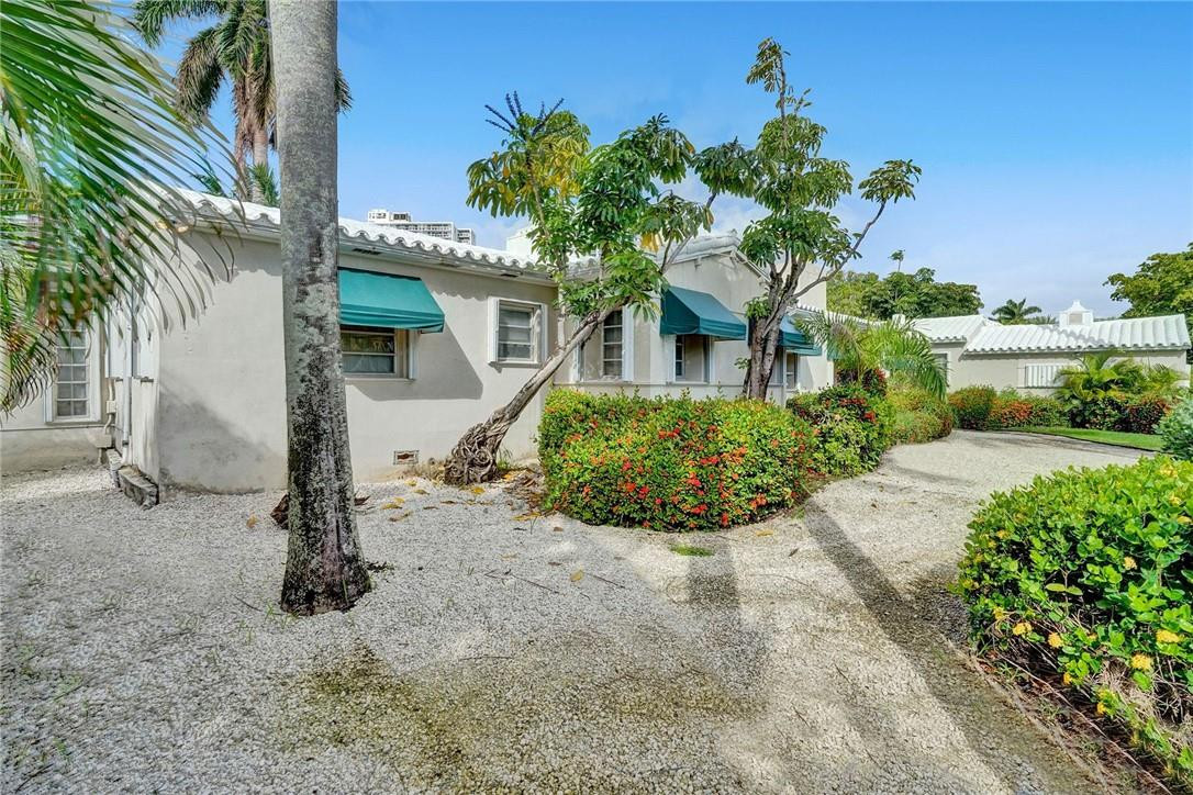 GOLDEN BEACH SEC E - Residential