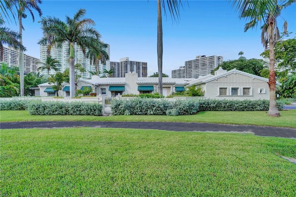 GOLDEN BEACH SEC E - Residential