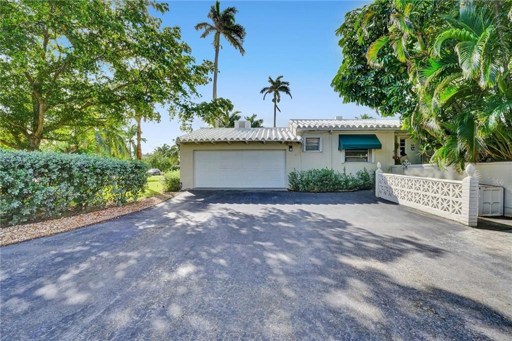 GOLDEN BEACH SEC E - Residential