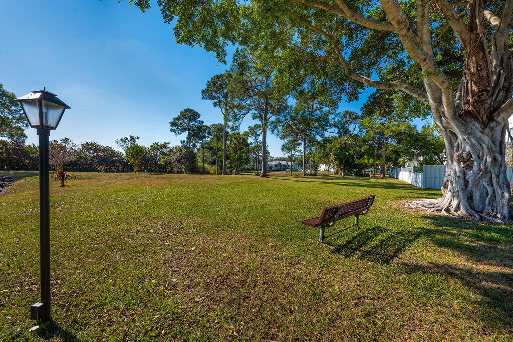 Palm Club West - Residential Lease