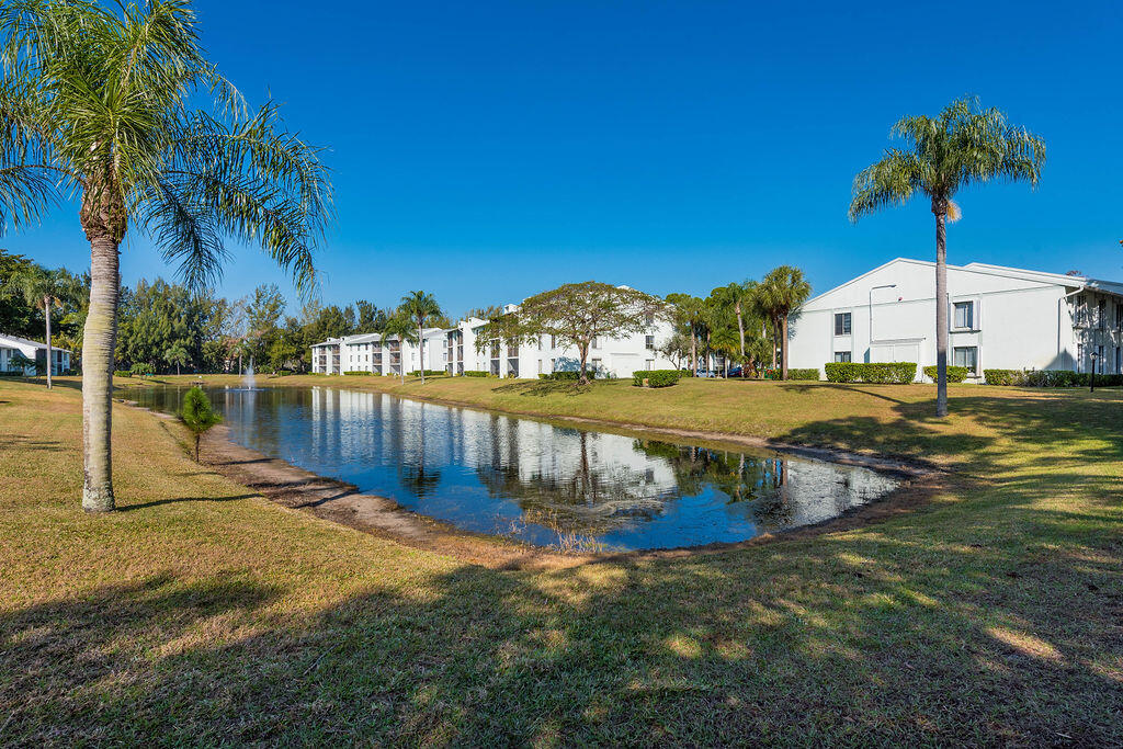 Palm Club West - Residential Lease