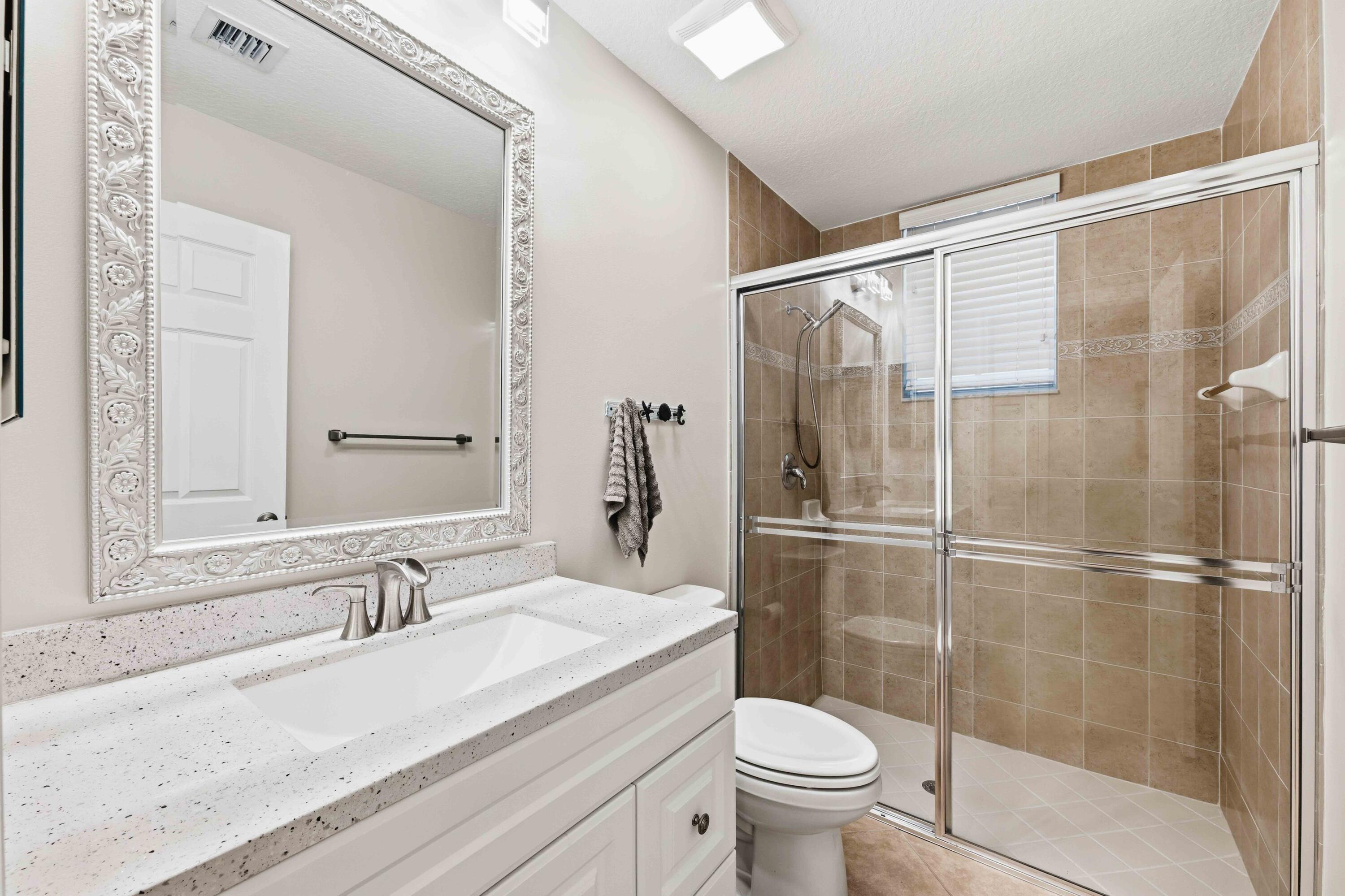 HARBOUR OAKS - Residential Lease