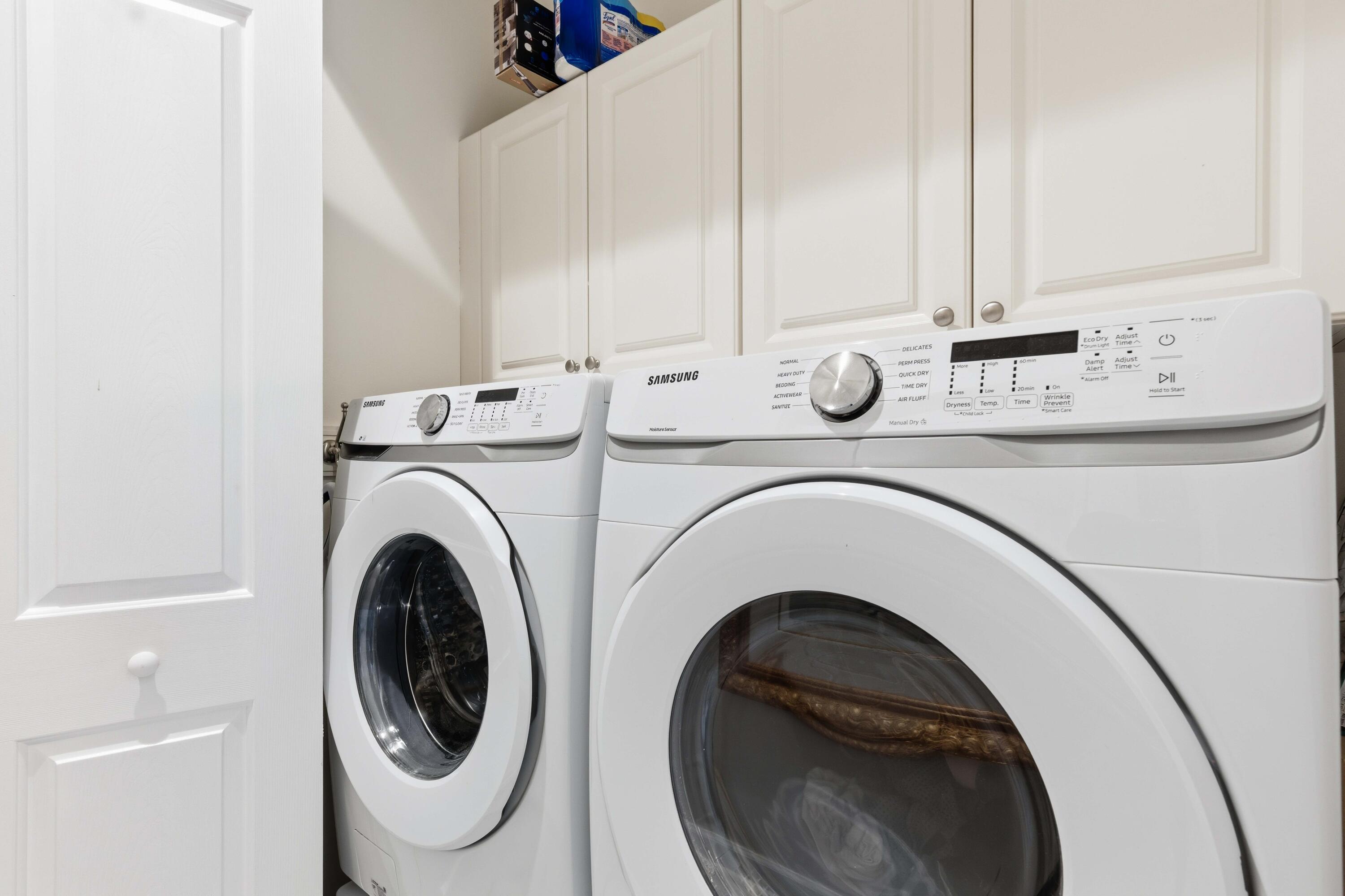 HARBOUR OAKS - Residential Lease