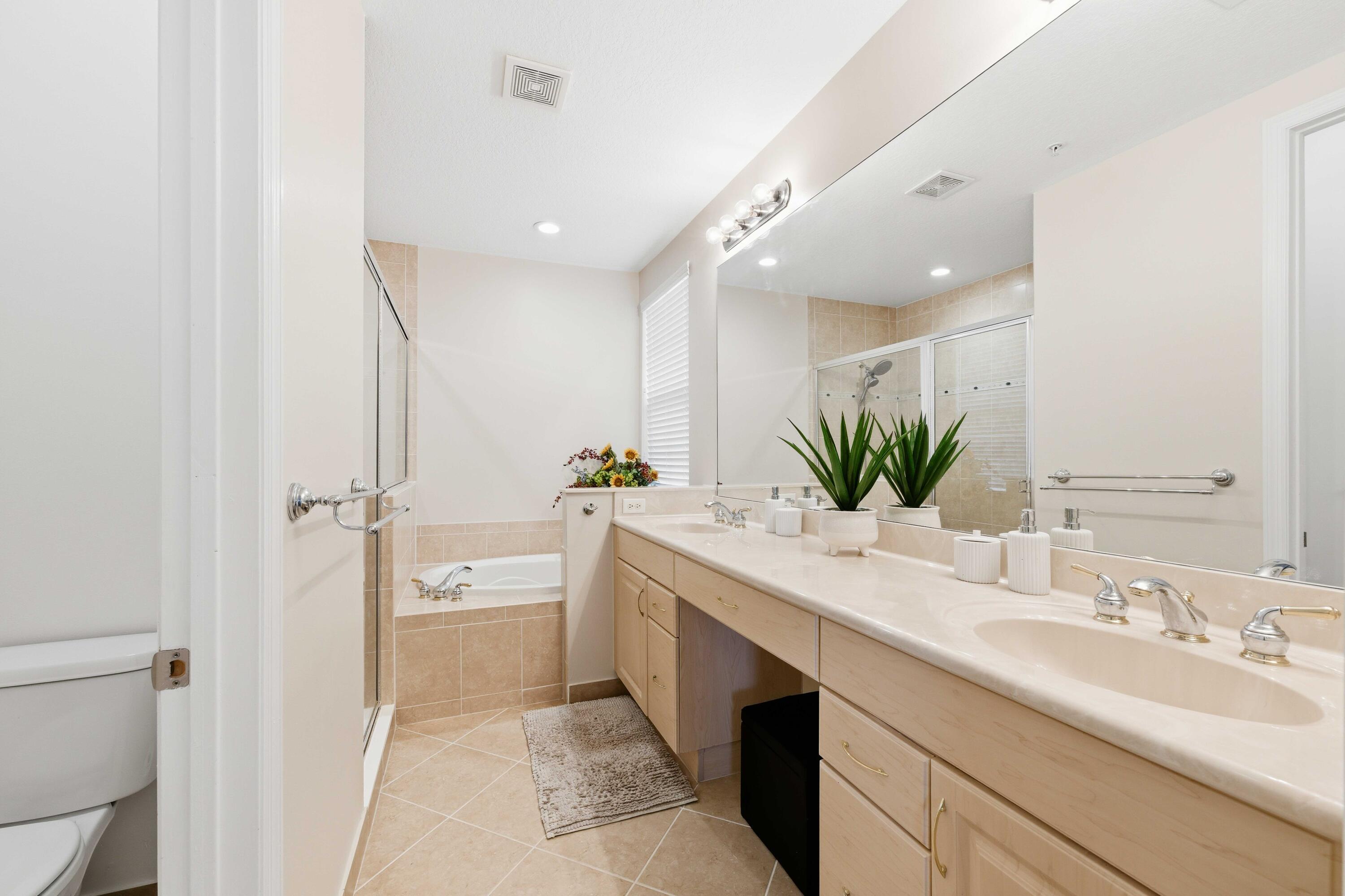 HARBOUR OAKS - Residential Lease