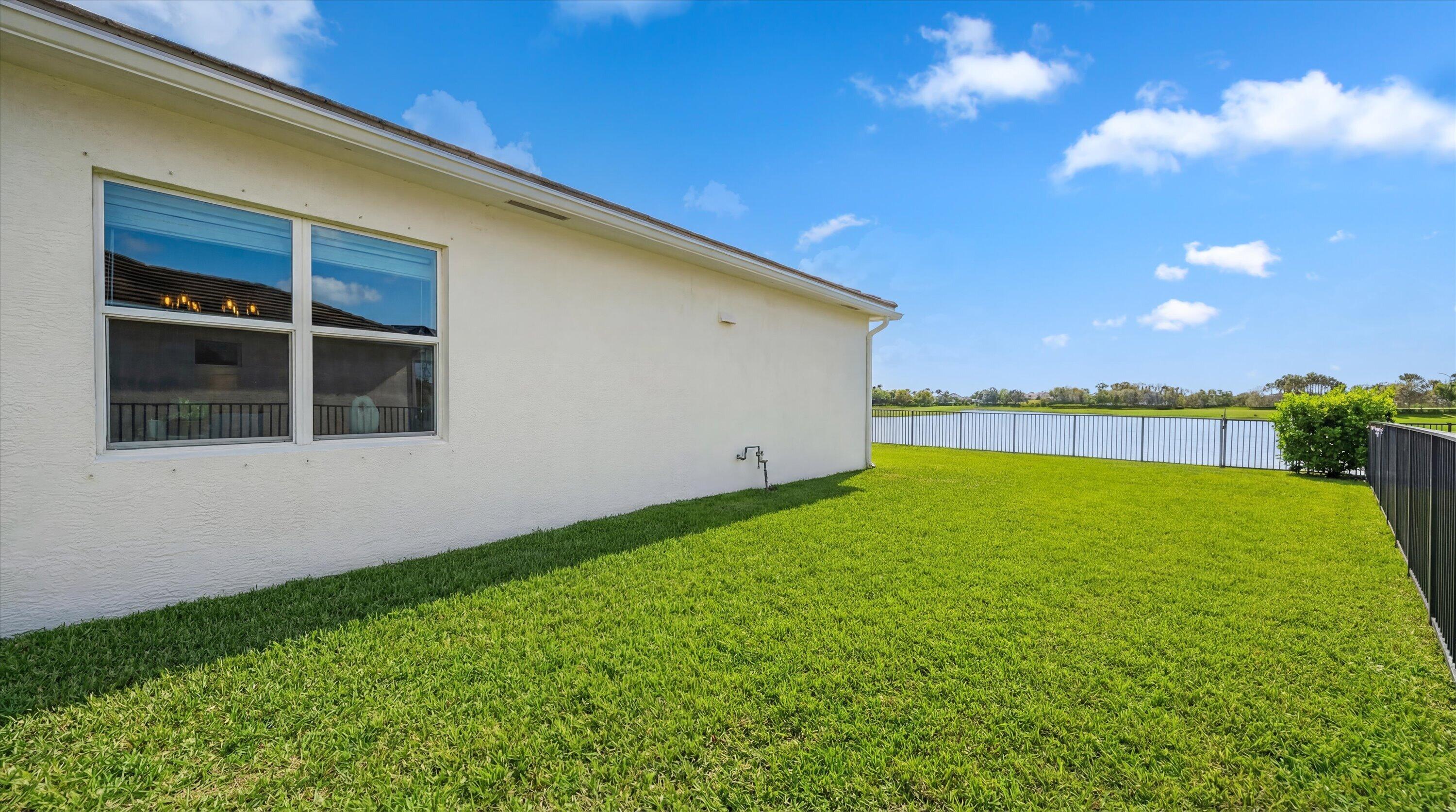 HAMMOCKS OF WESTLAKE - Residential