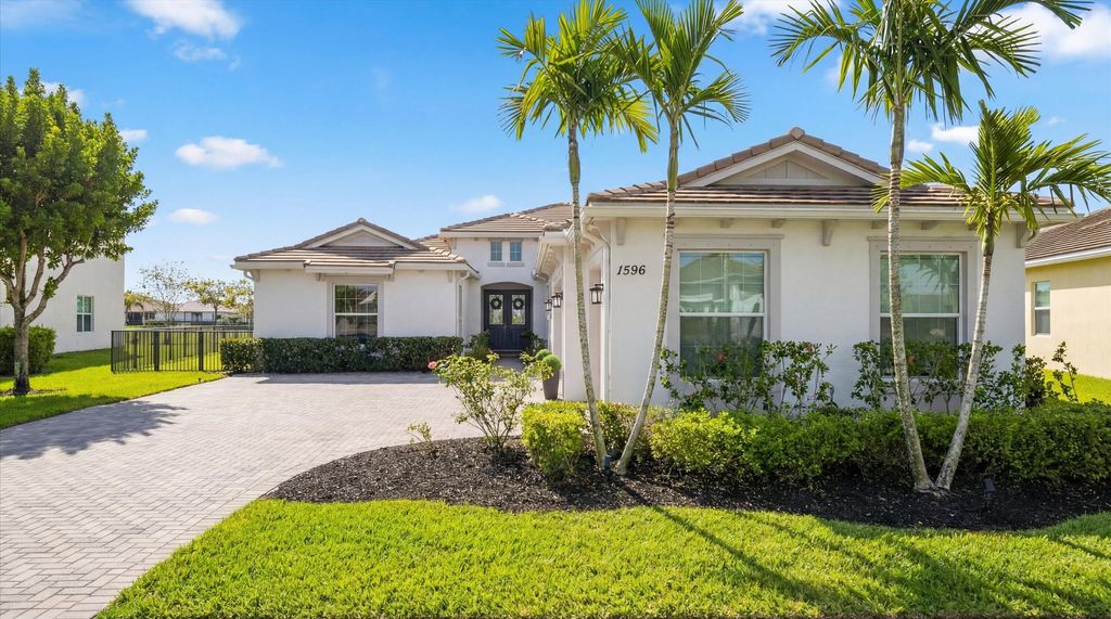 Photo of 15962 Whippoorwill Circle, Westlake, FL 33470 (MLS # B26012588)