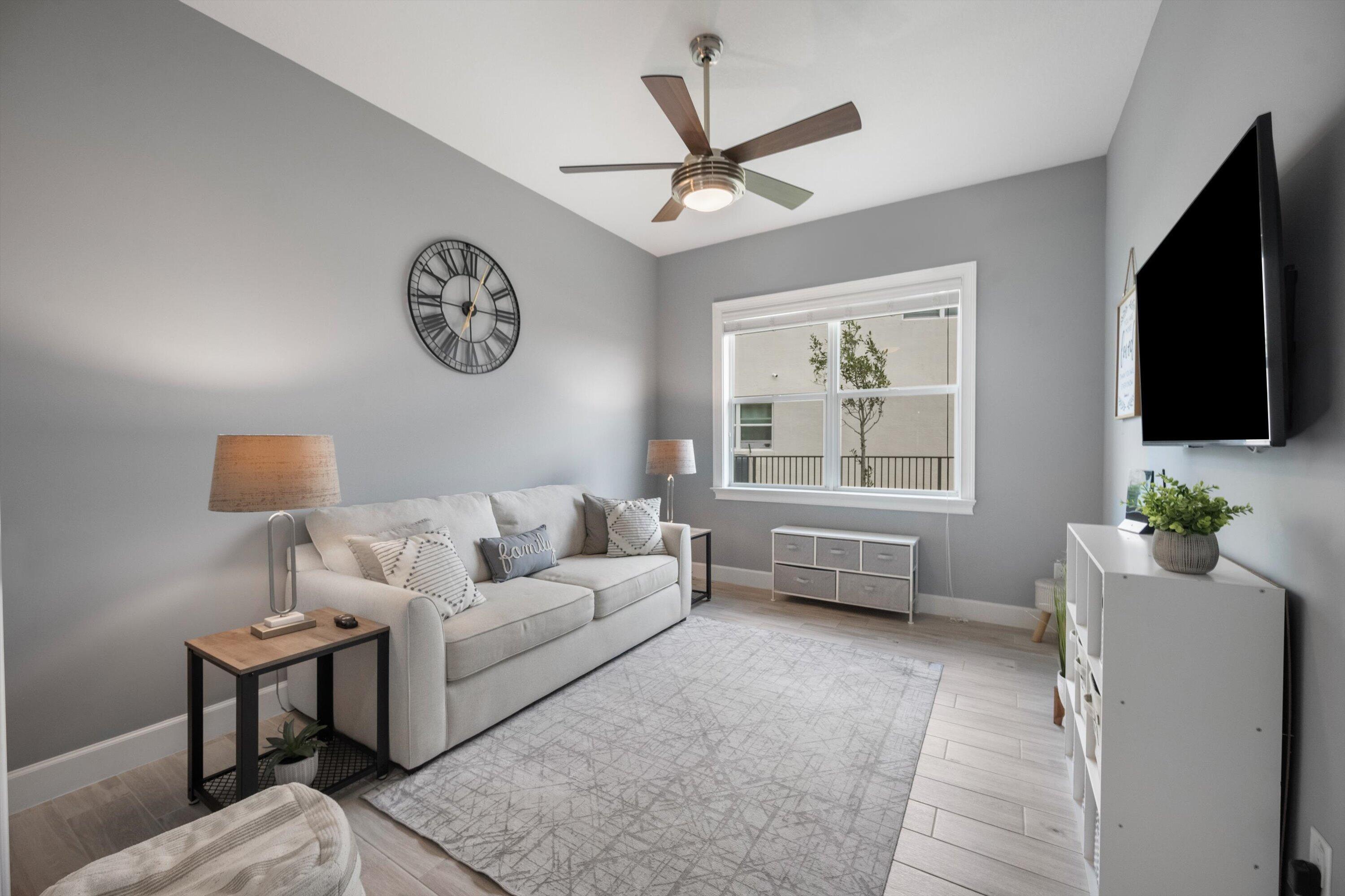 HAMMOCKS OF WESTLAKE - Residential