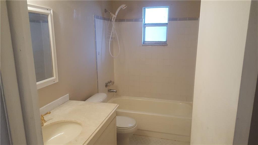 Inverness Village One Con - Residential Lease