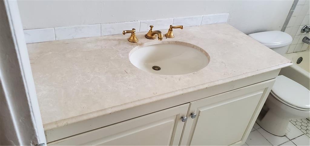 Inverness Village One Con - Residential Lease