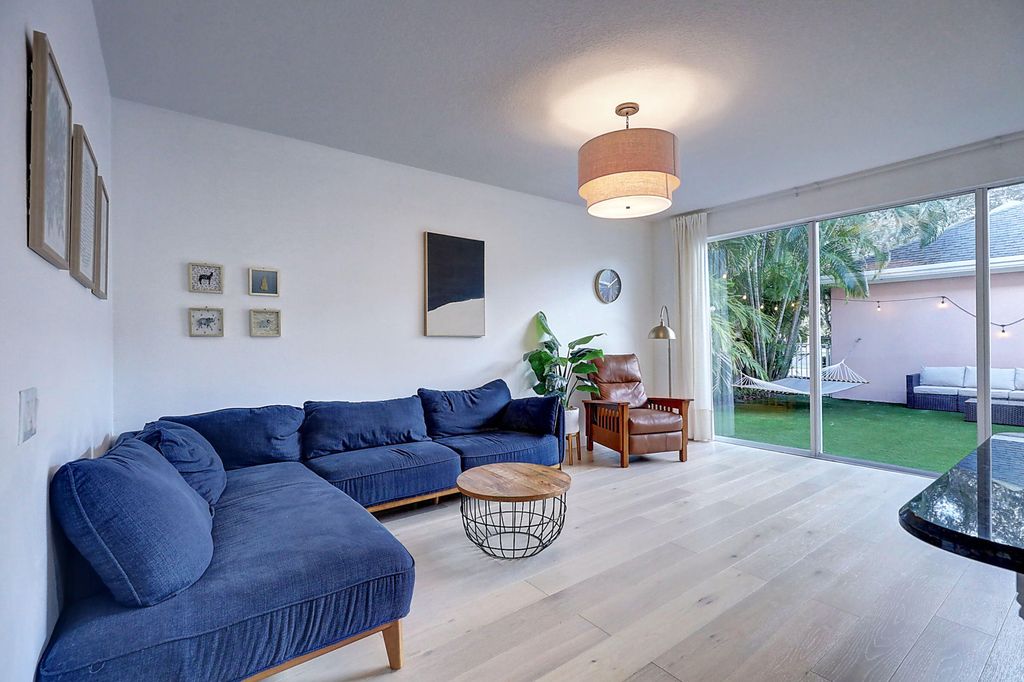 Photo of 154 Middlebury Drive, Jupiter, FL 33458 (MLS # R10774092)