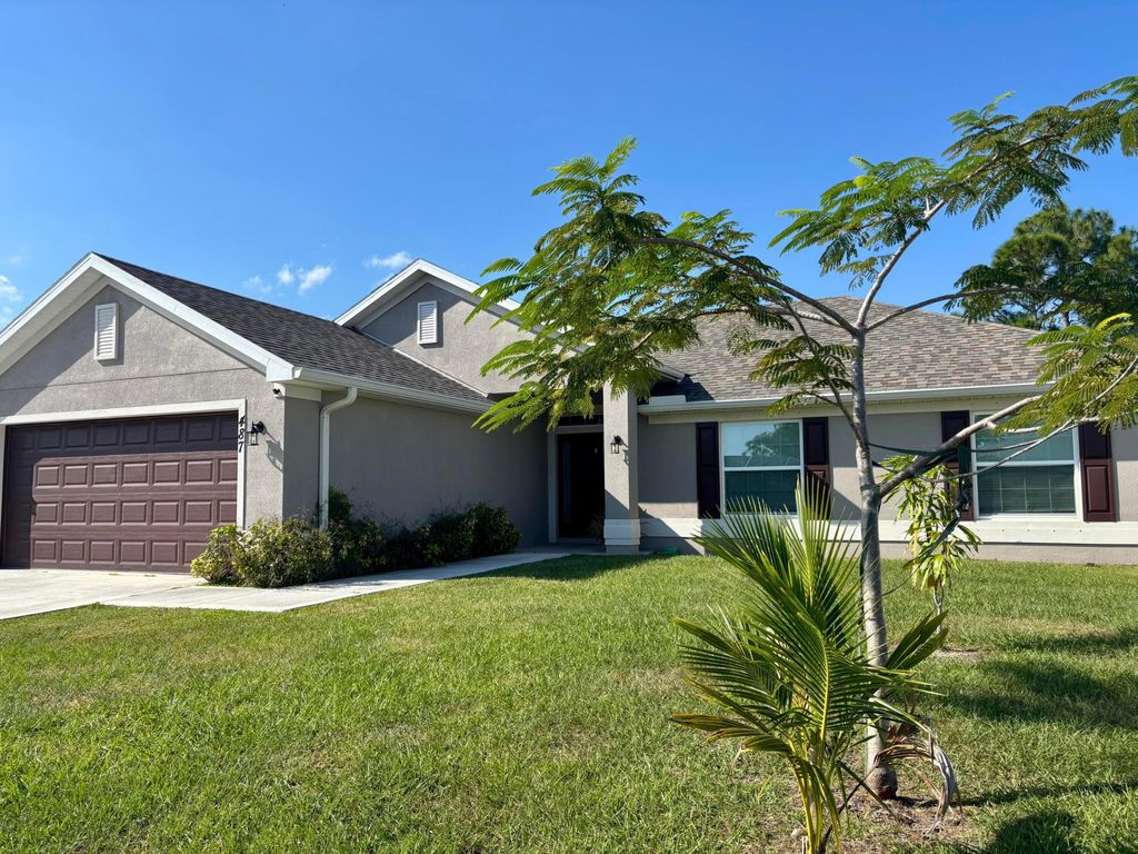 Photo of 487 SW Sea Flower Terrace, Port Saint Lucie, FL 34984 (MLS # R11139837)