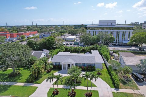 A home in North Palm Beach