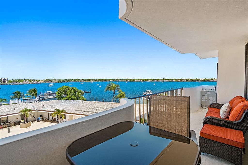 Photo of 1208 Marine Way #301, North Palm Beach, FL 33408 (MLS # R10844401)