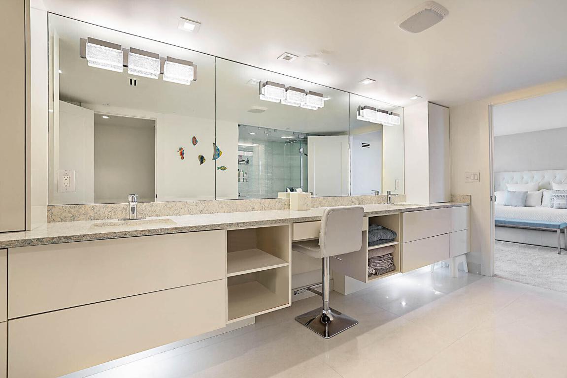 CLARENDON CONDO - Residential