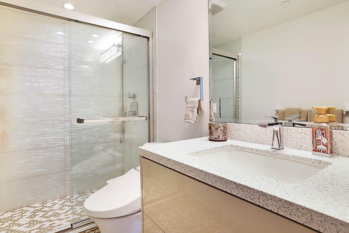 CLARENDON CONDO - Residential