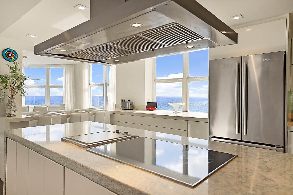 CLARENDON CONDO - Residential