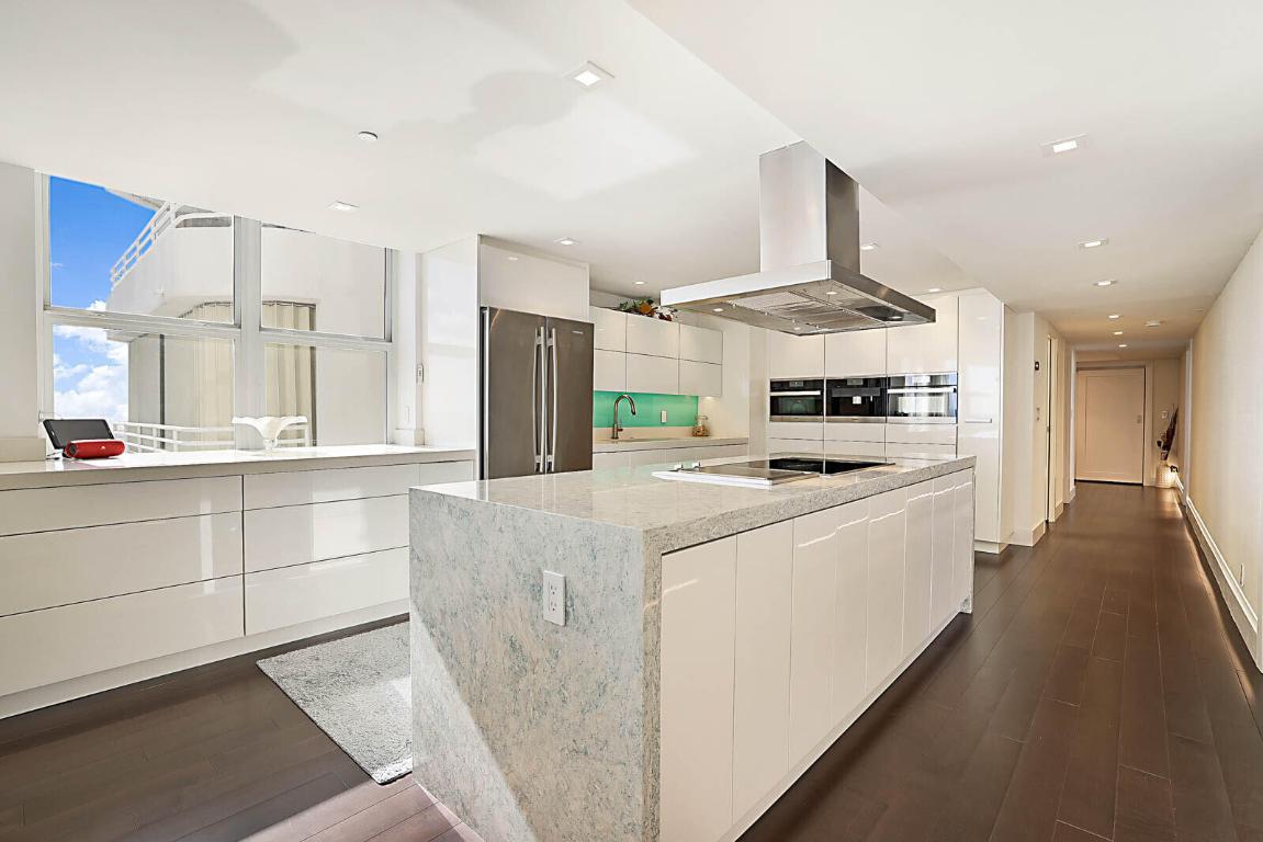 CLARENDON CONDO - Residential