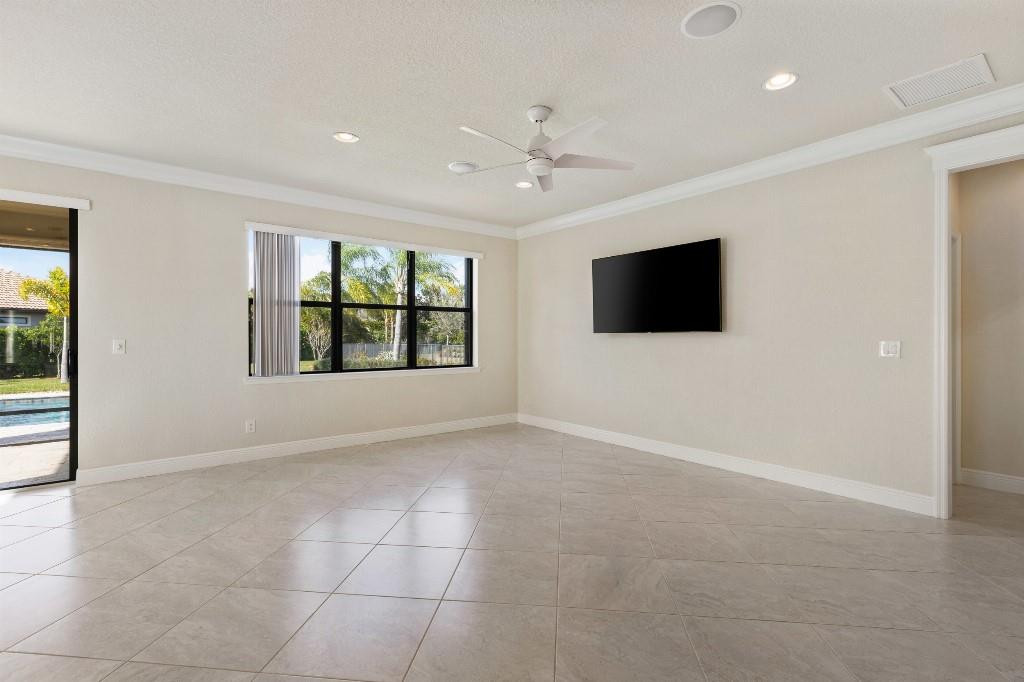 Veranda 3 Veranda Gardens - Residential