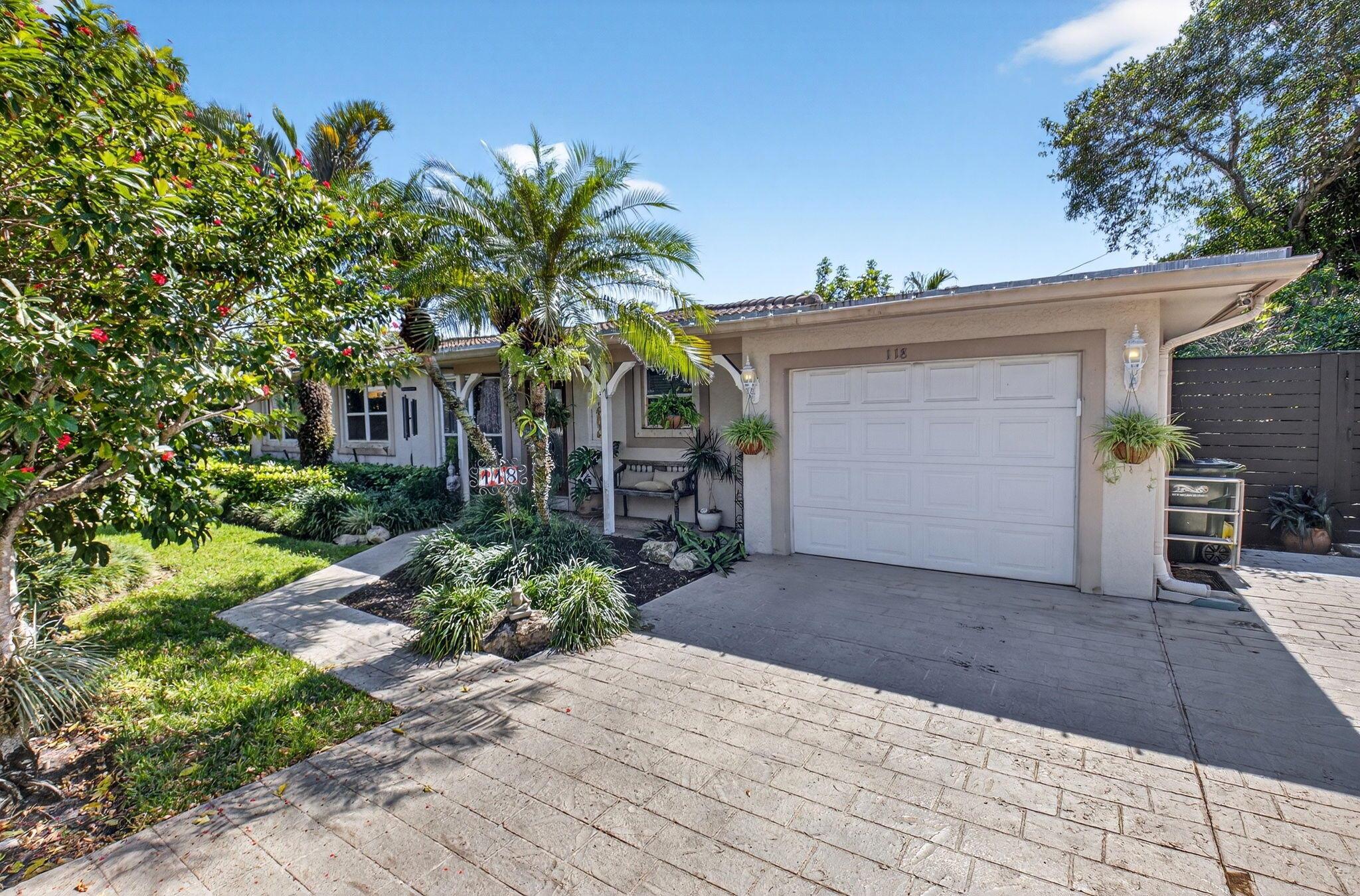 NORTHRIDGE - Residential