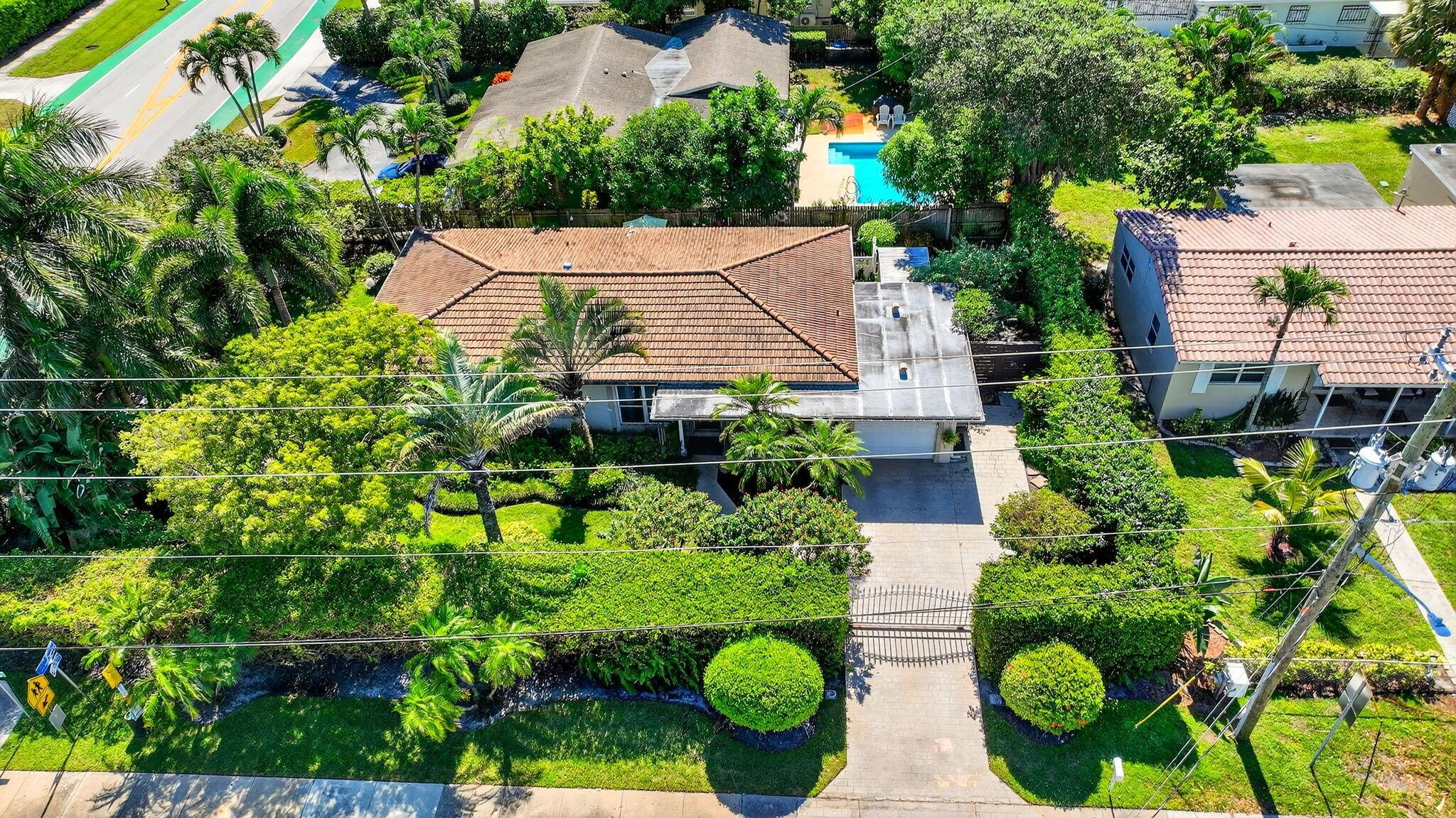 NORTHRIDGE - Residential