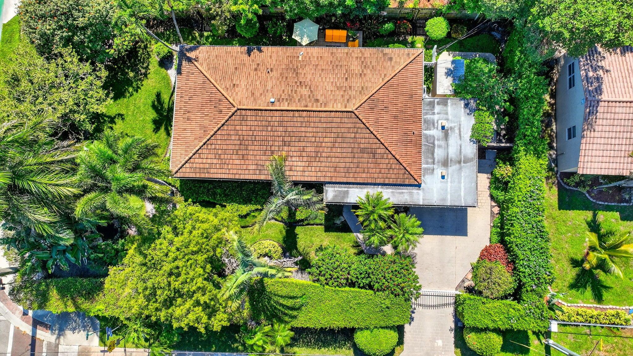 NORTHRIDGE - Residential