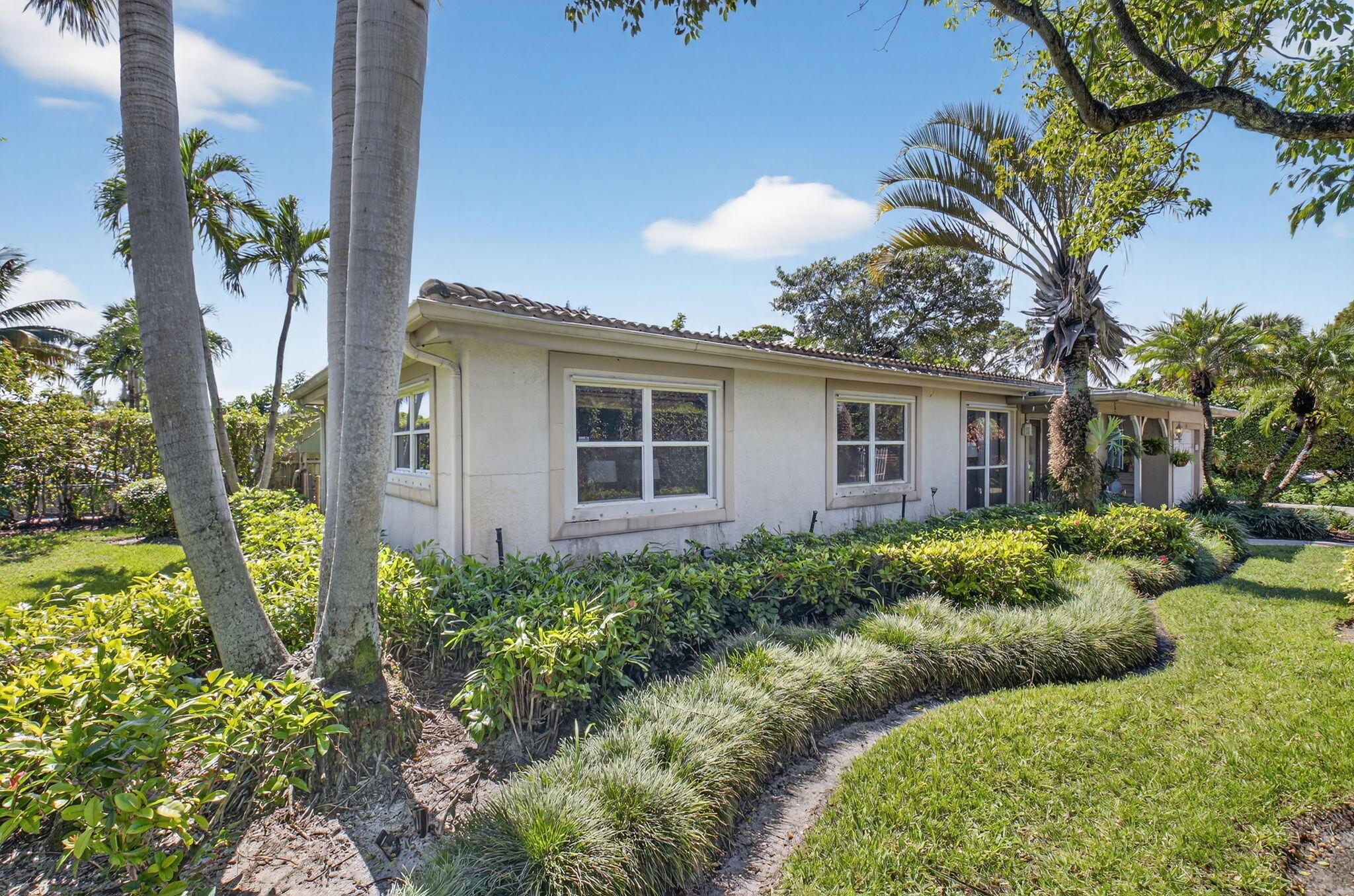 NORTHRIDGE - Residential