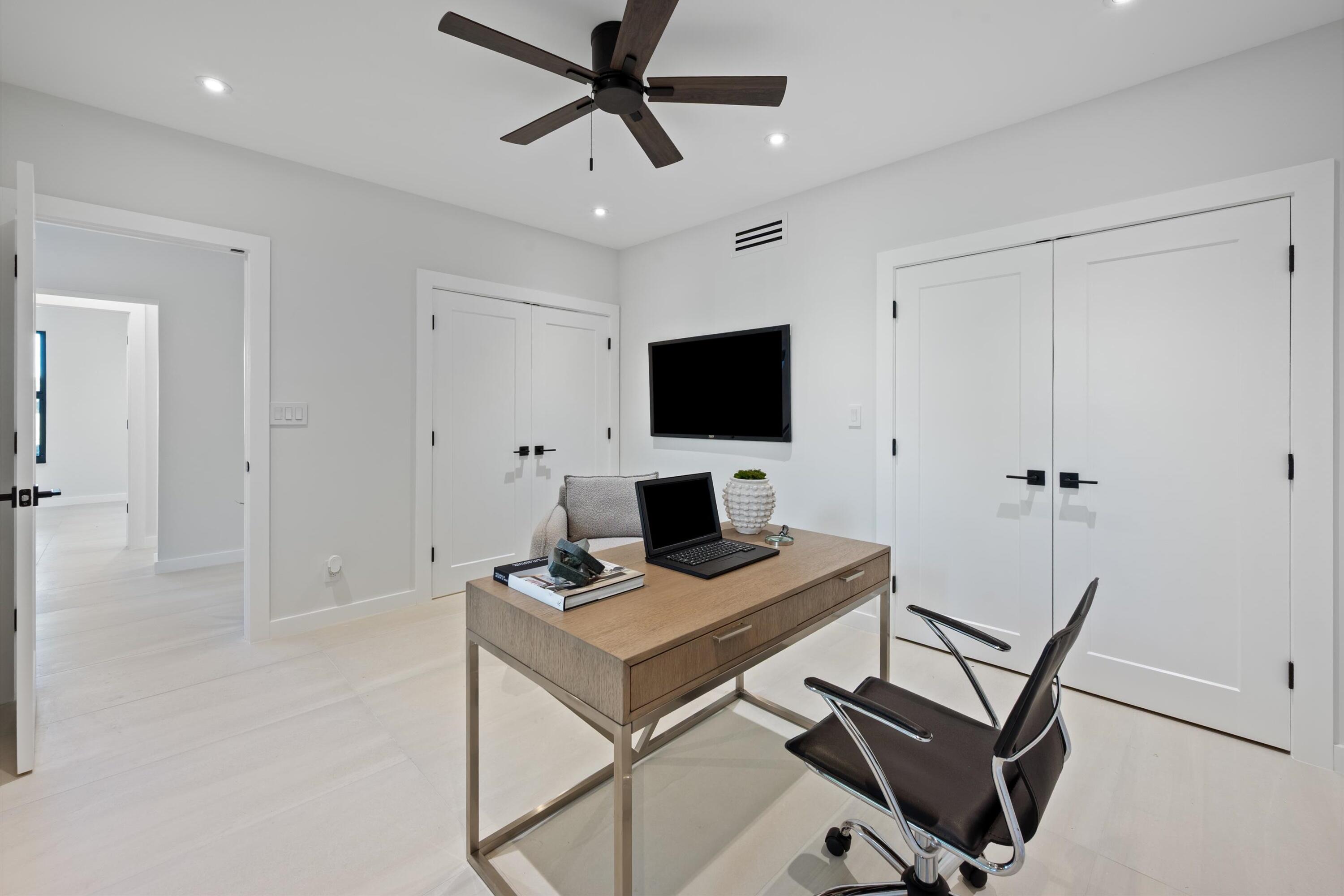 GREENSWARD VILLAGE CONDO - Residential