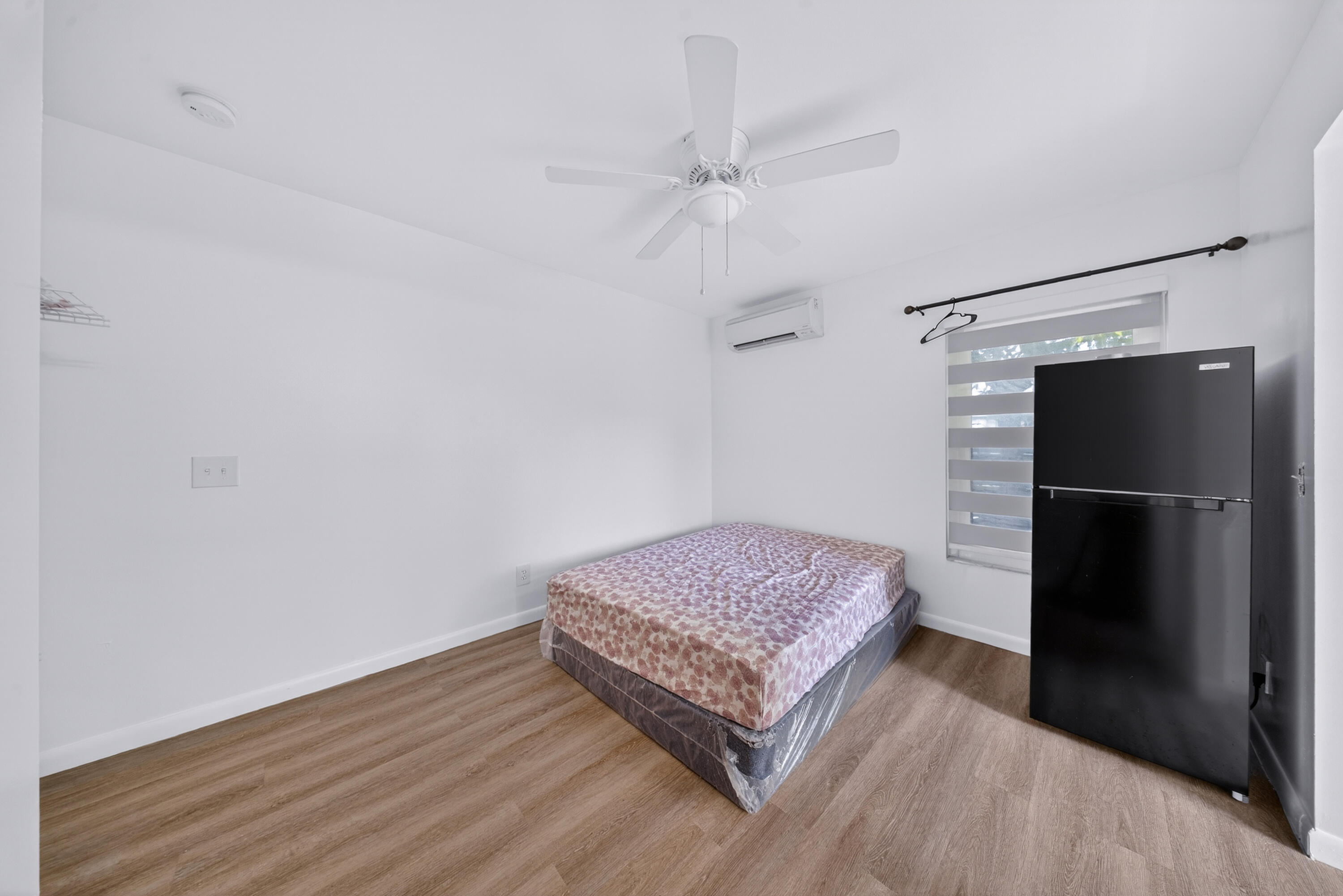 PALM BEACH COLONY SEC 2 REPL IN - Residential Lease