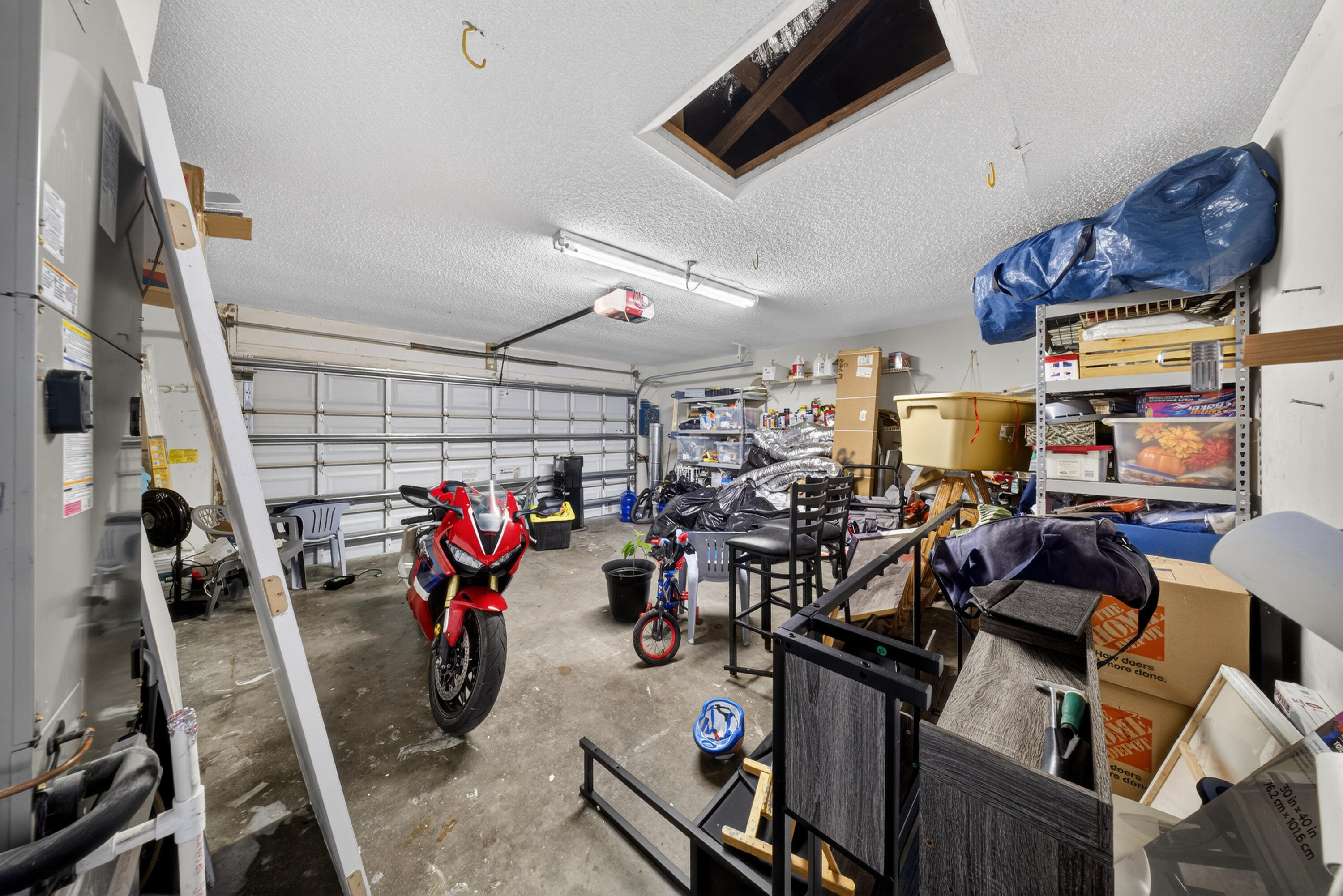 PALM BEACH COLONY SEC 2 REPL IN - Residential Lease