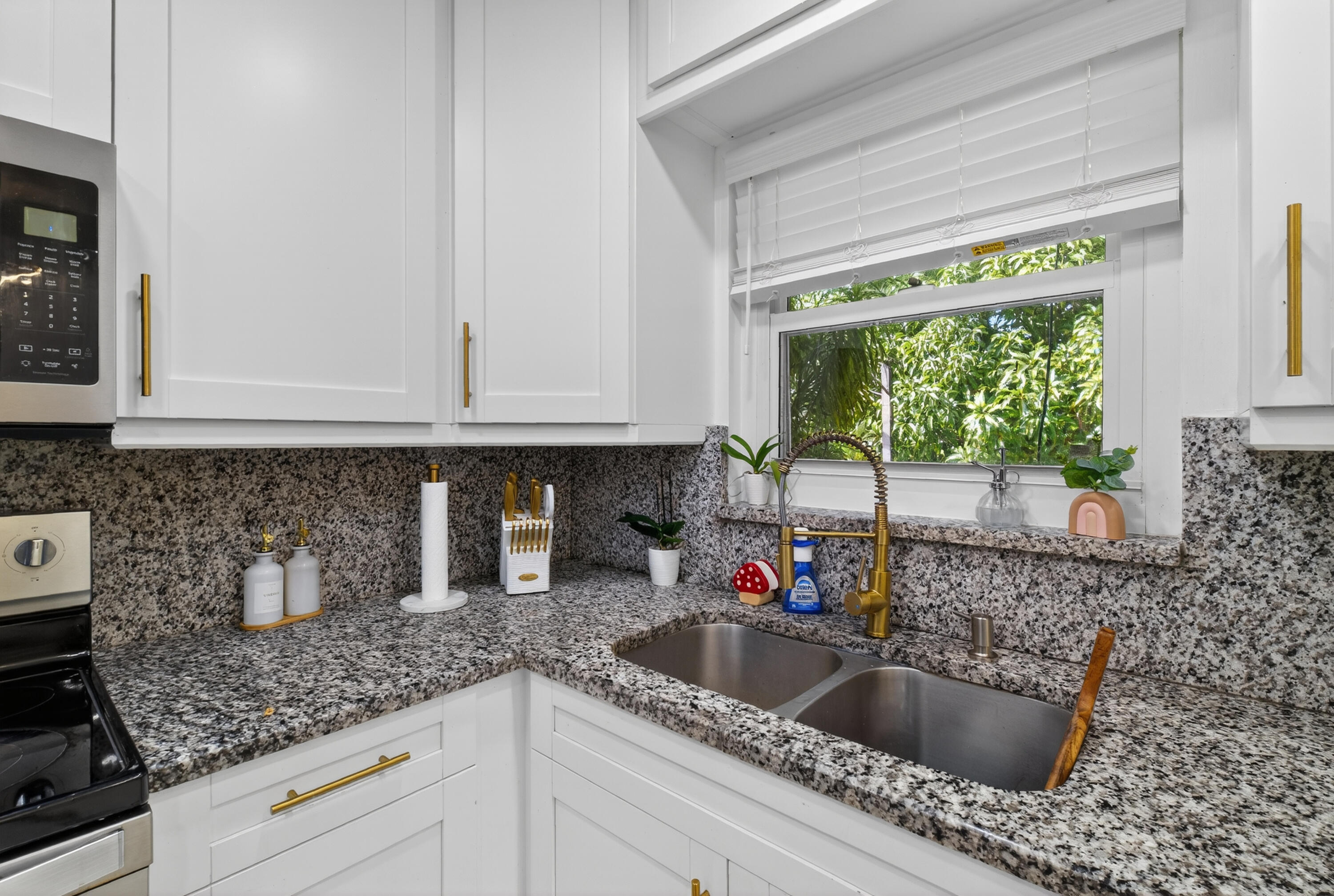 PALM BEACH COLONY SEC 2 REPL IN - Residential Lease