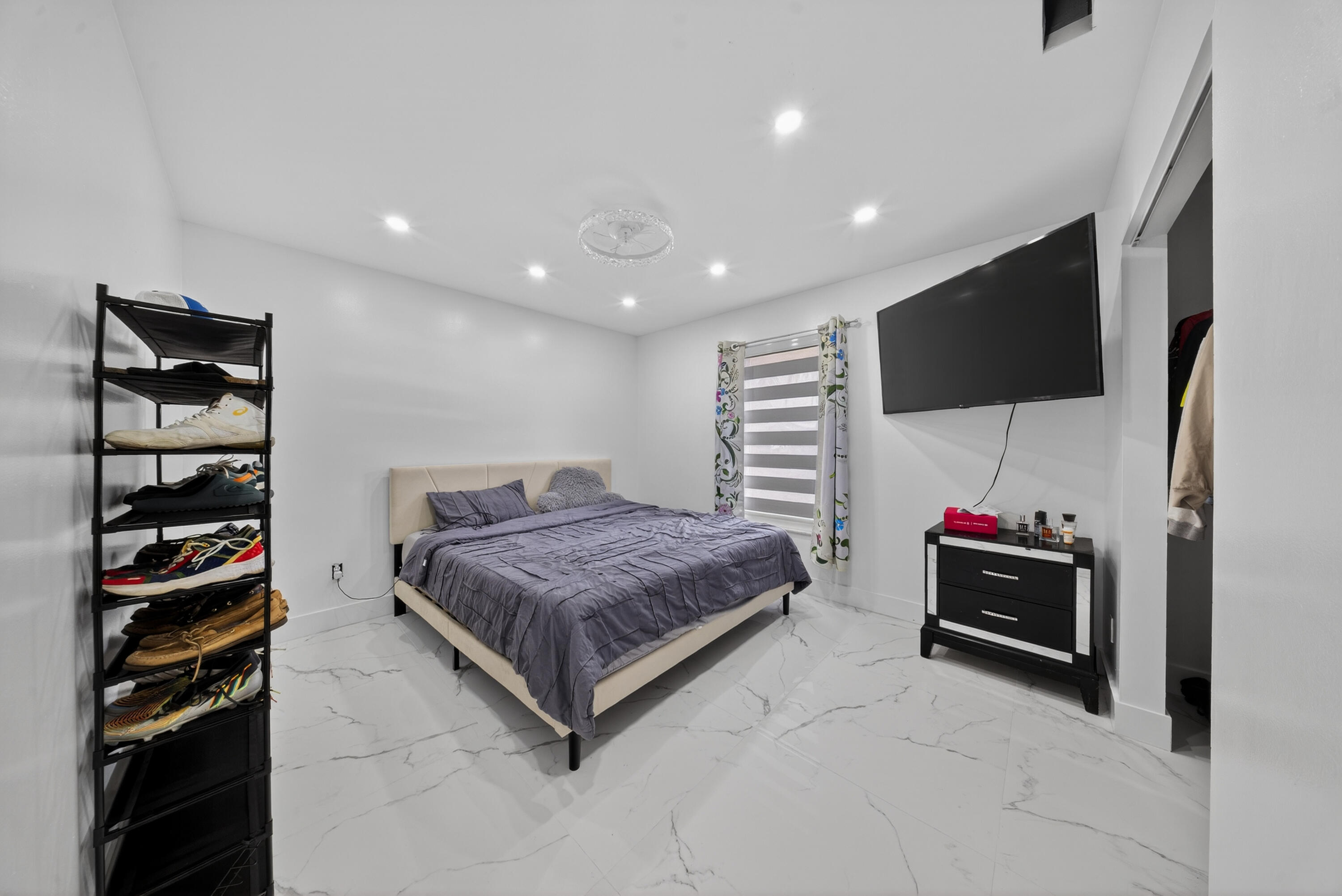 PALM BEACH COLONY SEC 2 REPL IN - Residential Lease