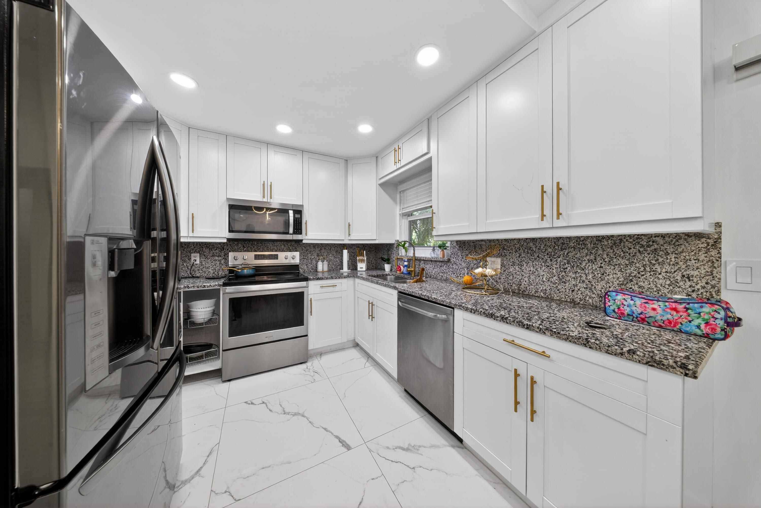 PALM BEACH COLONY SEC 2 REPL IN - Residential Lease