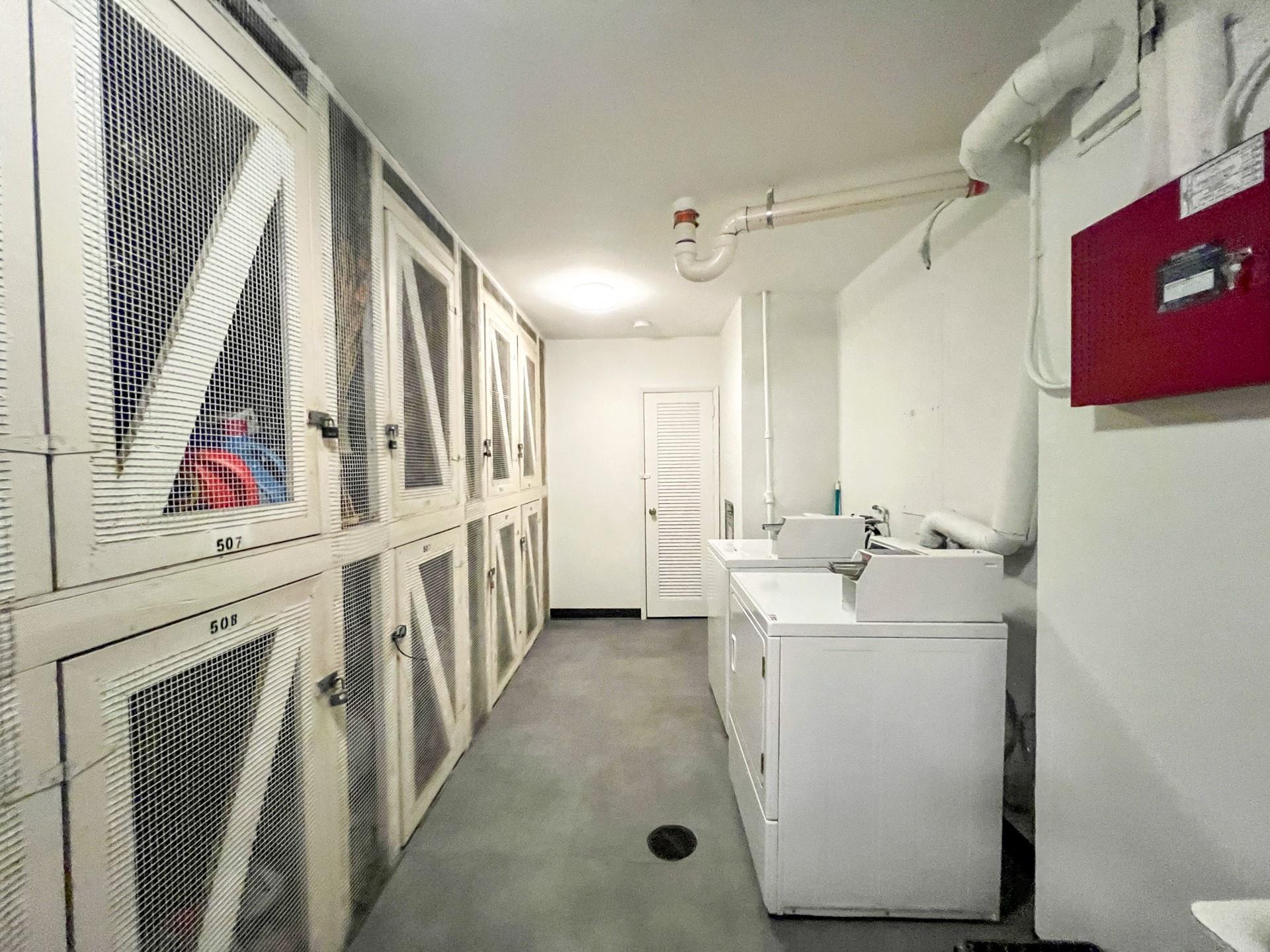 CORAL LAKE TOWER CONDO - Residential