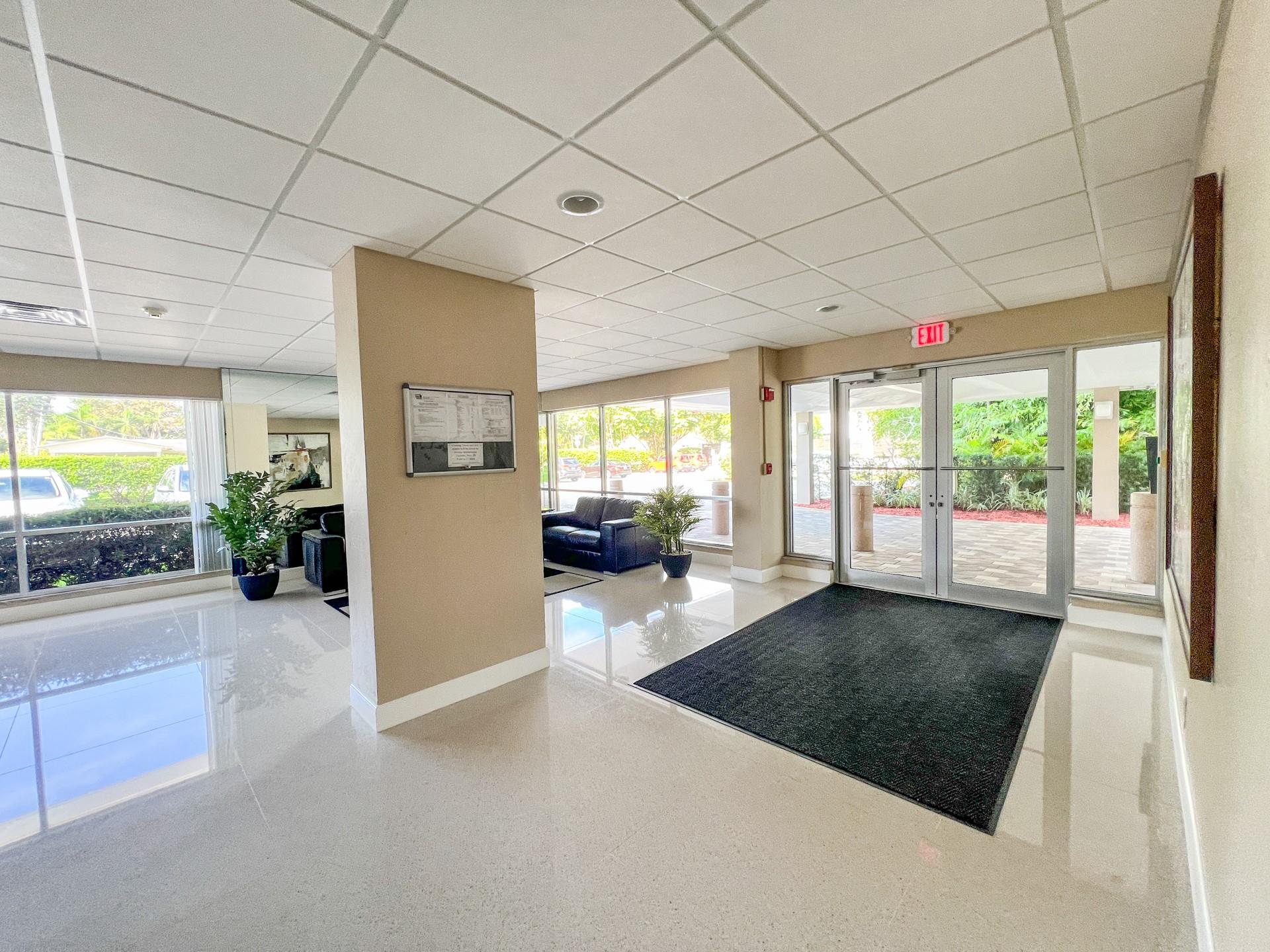 CORAL LAKE TOWER CONDO - Residential
