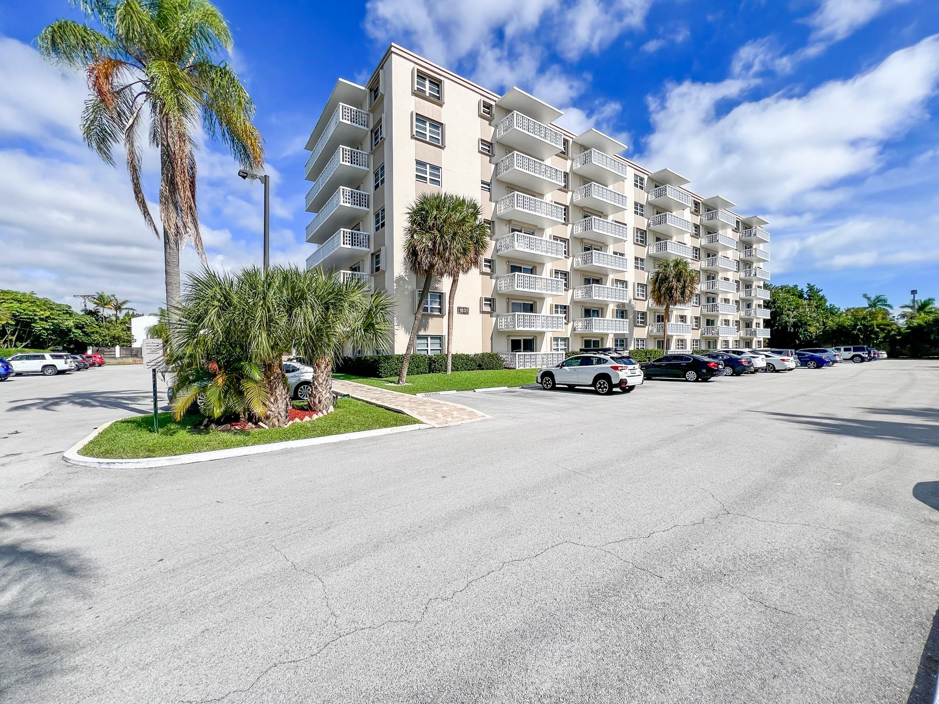 CORAL LAKE TOWER CONDO - Residential