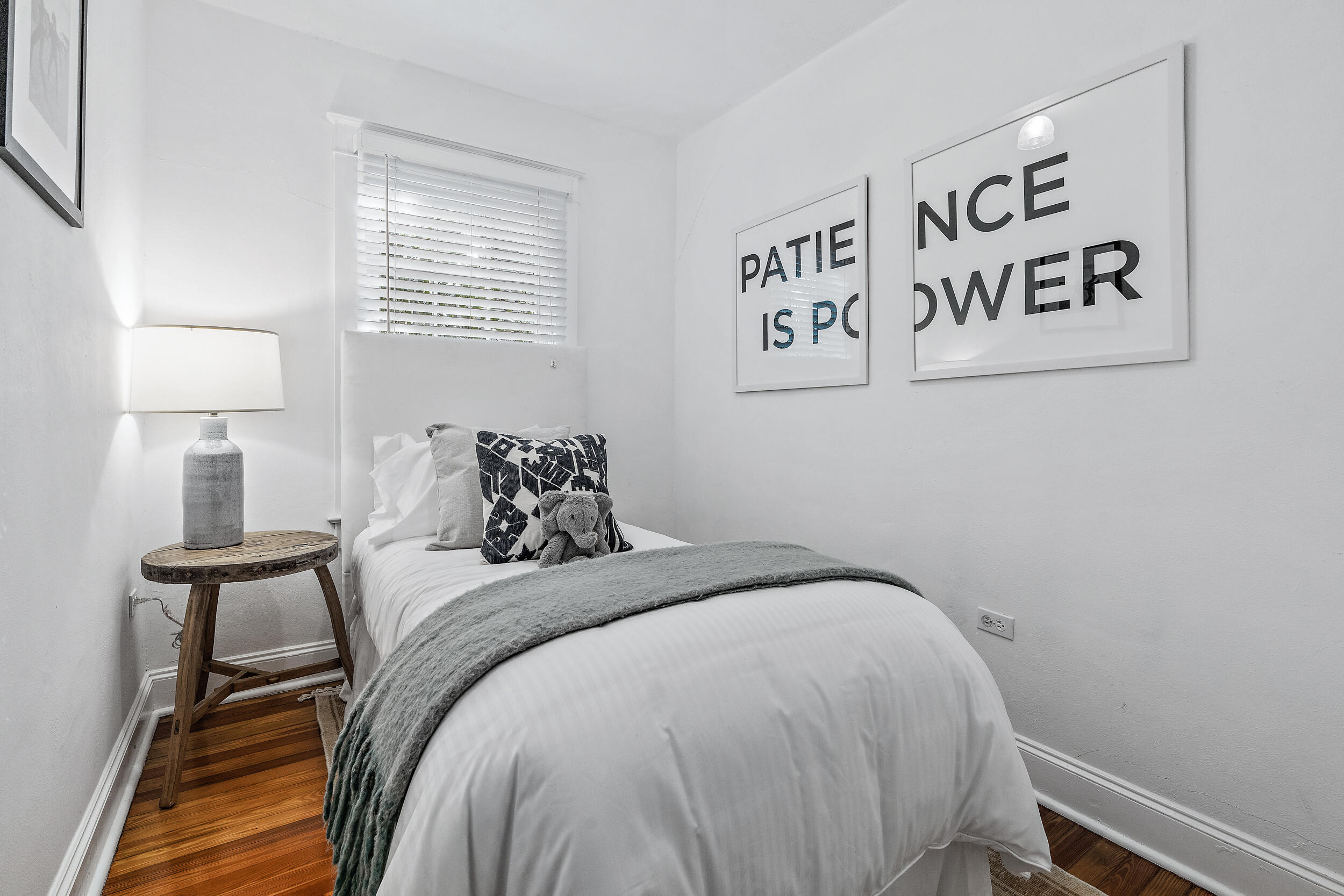 BUNGALOW PARK ADD - Residential