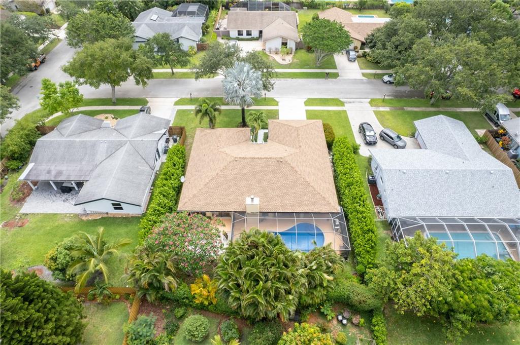 BOCA MADERA UNIT 3 - Residential