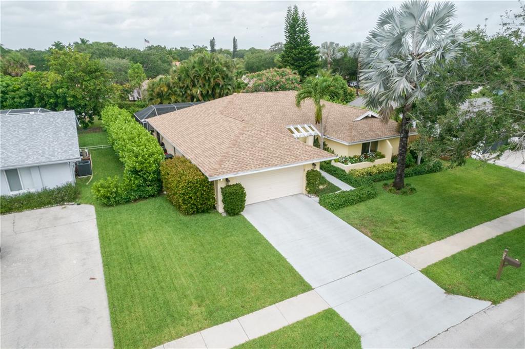 BOCA MADERA UNIT 3 - Residential