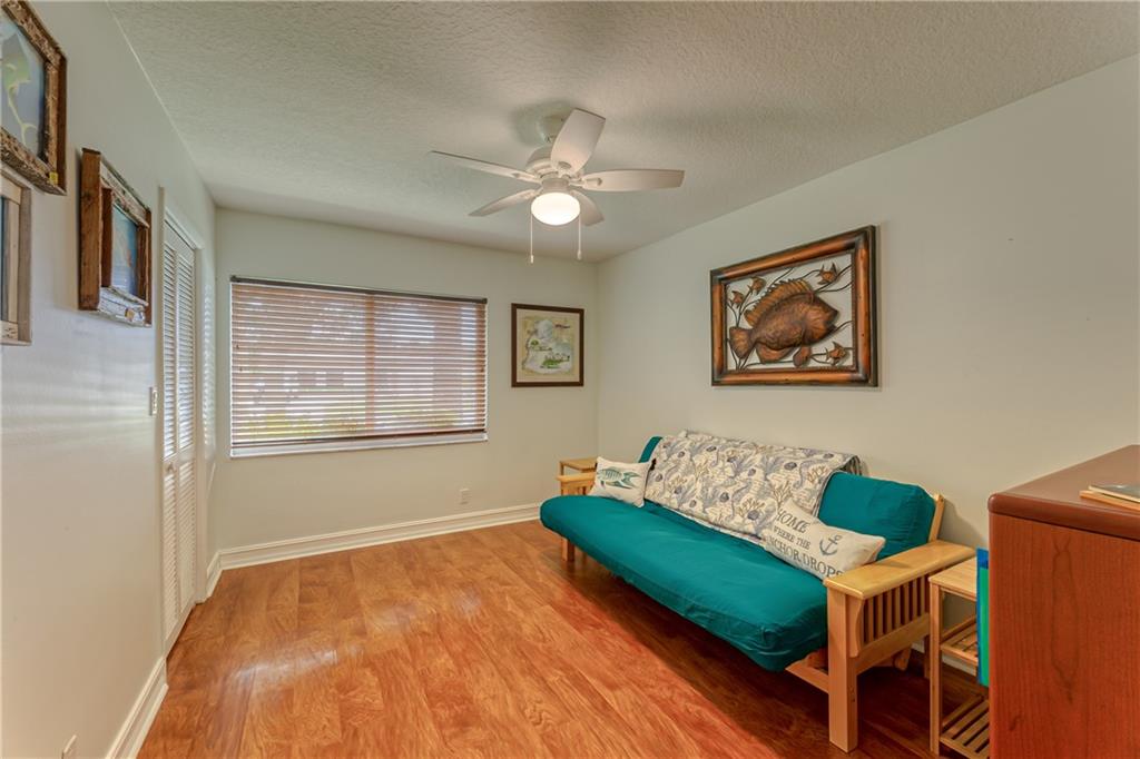 BOCA MADERA UNIT 3 - Residential